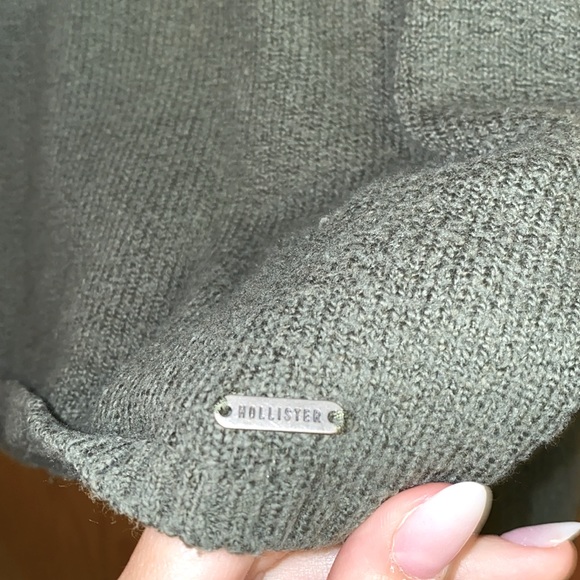 🍂Hollister Sweater, sz Small🍂 - Picture 5 of 5